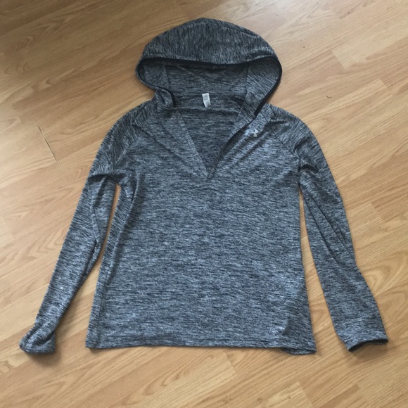 Under Armour Tops - Under Armour Heat Gear Lightweight Hooded Pullover